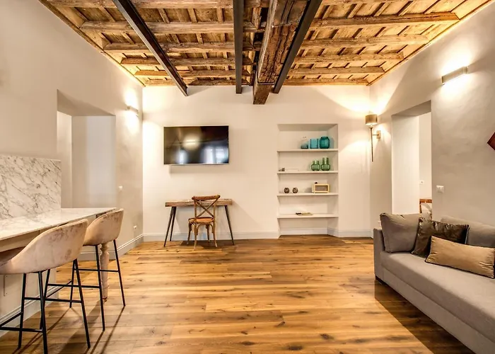 Apartment Febo Decharm Rom